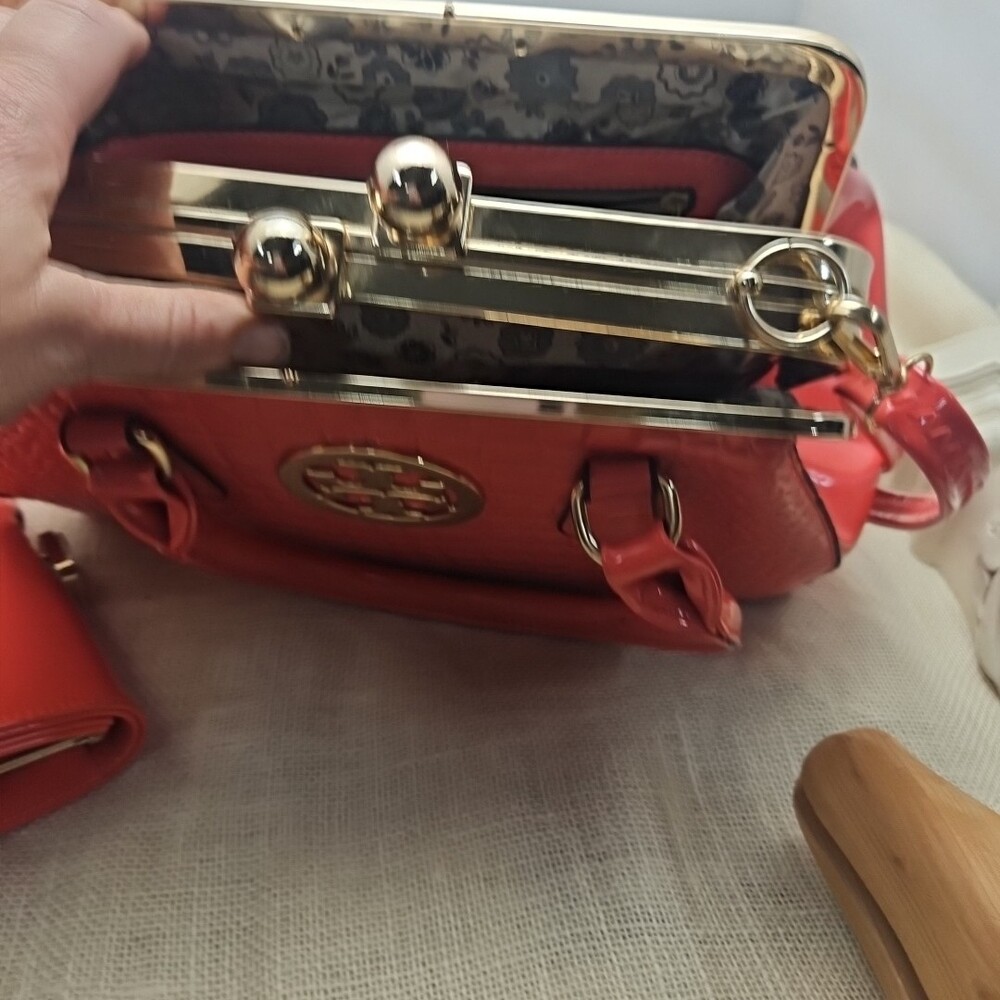 Tory Burch-Top-Handle Satchel with Matching Wallet - Picture 6 of 7